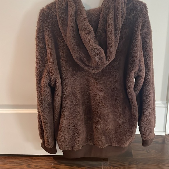 Chocolate brown fuzzy pullover with hood - Picture 2 of 3